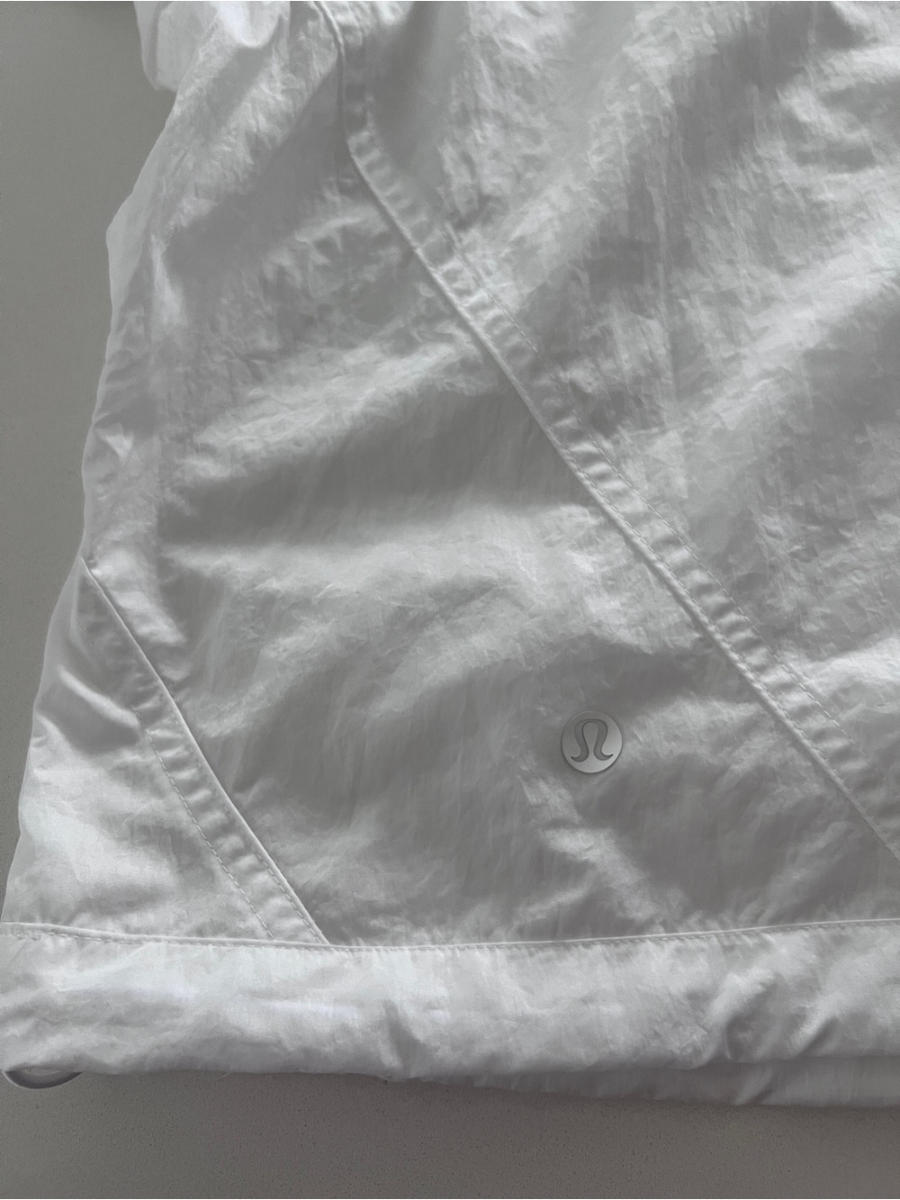 lululemon Scuba Cropped Anorak Jacket Size 12 White - Picture 9 of 9